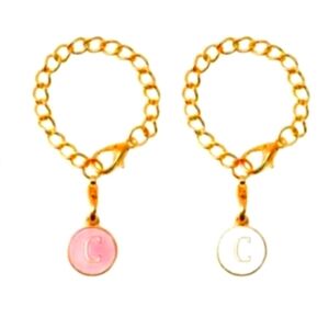 🎀 Free With A Bundle Of 2 Or More Item's✨️Letter "C" Cup Charm🎈